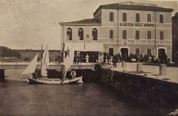 Il turismo e i primi alberghi e campeggi a Peschiera del Garda.